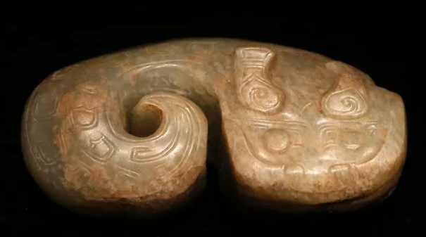 File:The jade article of Shang Dynasty.png