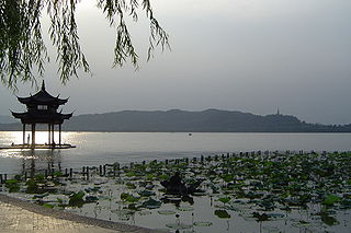 File:West Lake.jpg