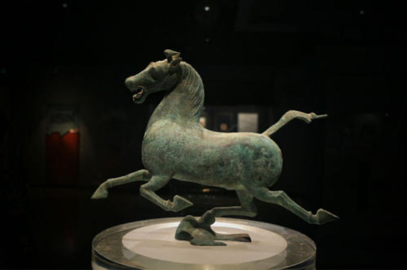 File:Bronze Galloping Horse.png